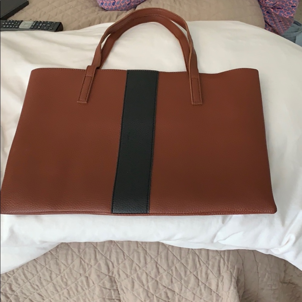 Brown pleather tote